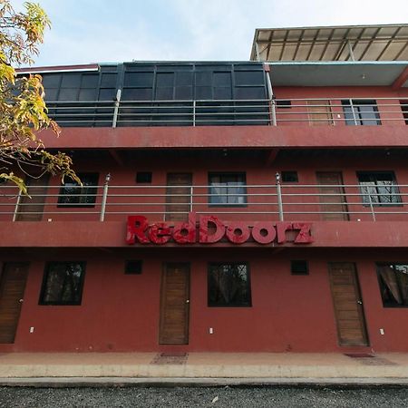 Reddoorz Plus At Malabag Silang - Vaccinated Staff Εξωτερικό φωτογραφία