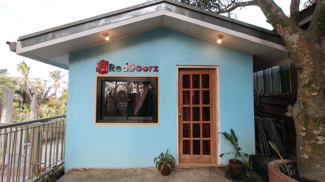 Reddoorz Plus At Malabag Silang - Vaccinated Staff Εξωτερικό φωτογραφία